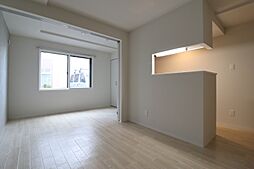 FIRST　LEBEN桑園(ファーストレーベン) 1階1LDKのリビング/ダイニング