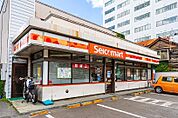 セイコーマートおかだ店 152m