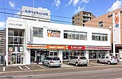 セイコーマート豊平6条8丁目店 127m