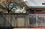 茨木市立畑田小学校 徒歩9分。 710m