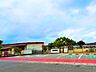 周辺：菰野町立朝上保育園・幼稚園八風街道沿いにある保育園・幼稚園近くには八風中学校、朝上小学校が位置する 3320m