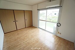 フォレストK 203 2階1Kのリビング/ダイニング