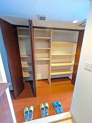 収納 タワーシティ長崎タワーコート 14階/-