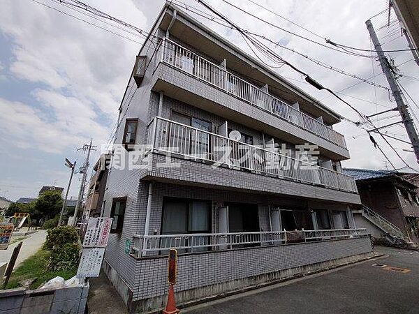 メゾン有華 ｜大阪府東大阪市瓜生堂2丁目(賃貸マンション1K・3階・16.00㎡)の写真 その1