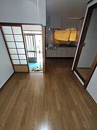 居間