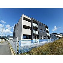 シャーメゾン春の宮  ｜ 長野県岡谷市長地権現町2丁目（賃貸マンション1LDK・3階・44.29㎡） その1