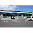 コンビニ「ファミリーマート茅野塚原二丁目店まで898ｍ」