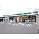 コンビニ「ファミリーマート諏訪文出店まで1138ｍ」