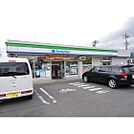 コンビニ「ファミリーマート諏訪沖田二丁目店まで211ｍ」
