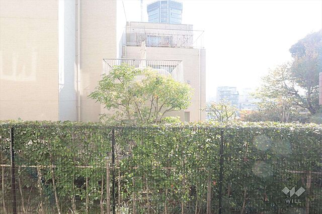 バルコニー ロイヤルシーズン南麻布ヒルサイド 2階/-