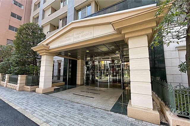 エントランス ファミールグラン西麻布パークアヴェニュー 8階/-