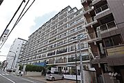 秀和代官山レジデンス外観（南側から）