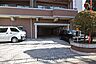 駐車場：敷地内駐車場（屋外平面式）