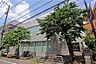 周辺：本町図書館の外観