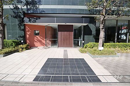 エントランスアプローチ