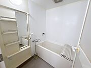 写真は建物の1室を掲載しております、仕様が異なる場合には現況優先となります
