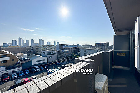 ■ バルコニー ■ ※眺望はお部屋によって異なりますのでご確認ください。