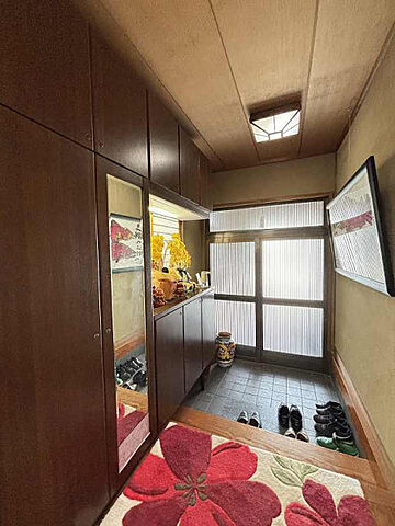 玄関 木田郡三木町大字下高岡