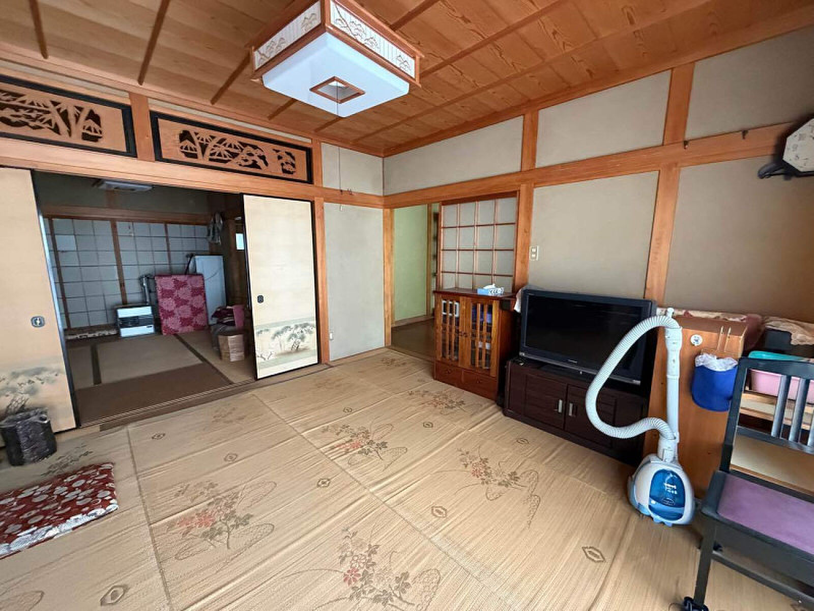 Used detached house · 6DK in Takamatsu, Kagawa &mdash; photo 6
