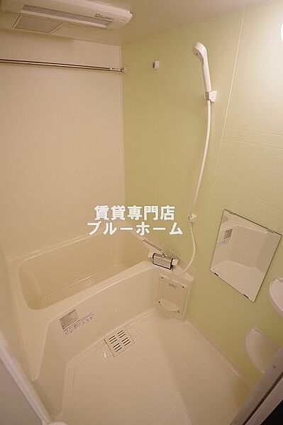 画像6:浴室乾燥機付きの浴室です！