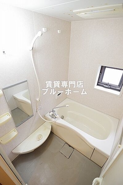 画像6:浴室乾燥機・追い炊き機能付きのお風呂です！
