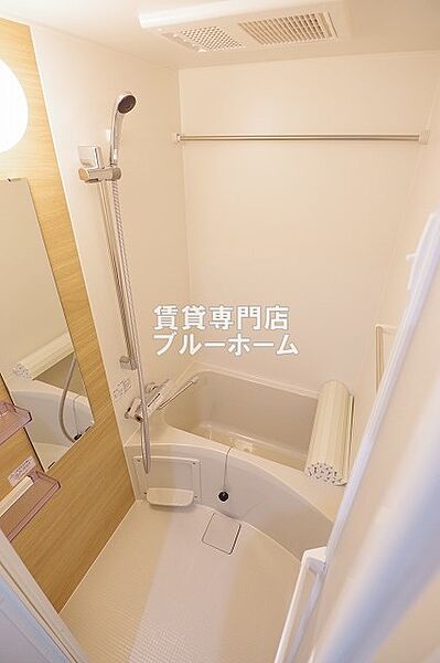 画像6:浴室乾燥機付きのお風呂です！