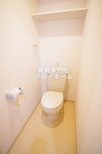 画像8:収納スペースのあるトイレ！