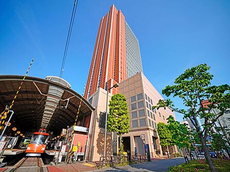 キャロットタワー:徒歩5分(371m)