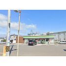 コンビニ「ファミリーマート佐久中込店まで793ｍ」