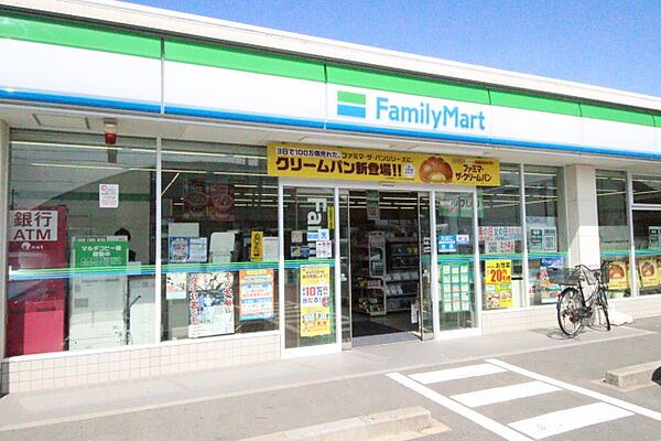 画像4:ファミリーマート　名南上浜町店