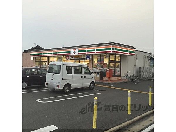 画像21:セブンイレブン　木津川原田店まで210メートル