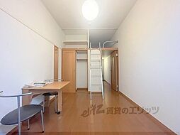 近鉄京都線 大久保駅 徒歩6分の賃貸アパート 1階1Kのリビング/ダイニング