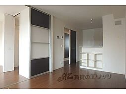 モダンコートＷＥＳＴ 202 2階2LDKのリビング/ダイニング