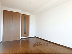 シャトールミエール 203 2階1Kのリビング/ダイニング