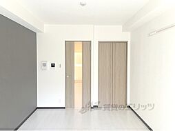 京阪本線 墨染駅 徒歩10分の賃貸マンション 地下1階1Kのリビング/ダイニング