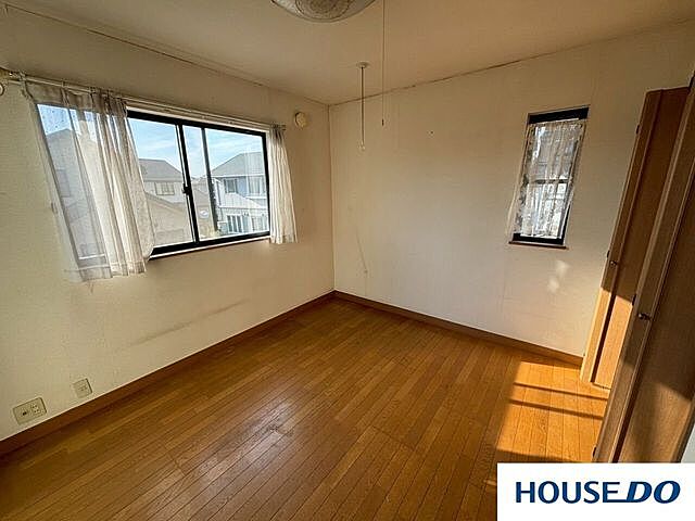 室内 邑楽郡板倉町朝日野1丁目