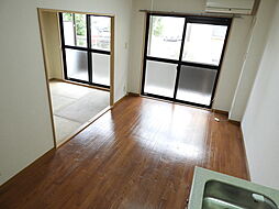 JR東海道・山陽本線 安土駅 徒歩9分の賃貸マンション 1階2LDKのリビング/ダイニング