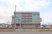 警察署、交番「近江八幡警察署まで1253m」