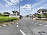 外観：前面道路含む現地写真
