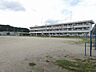 周辺：川辺町立川辺東小学校 900m