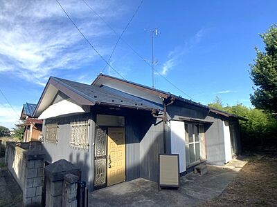 外観：古風な外観の平屋が特徴♪