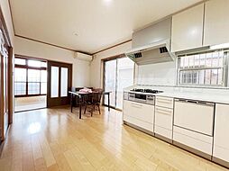 居間