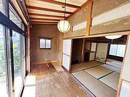 居間