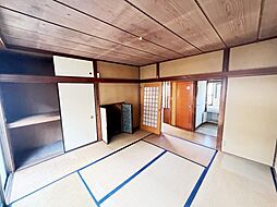 居間