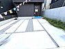 駐車場：駐車場ももちろん完備しておりますのでお車所有の方にも心強いです。