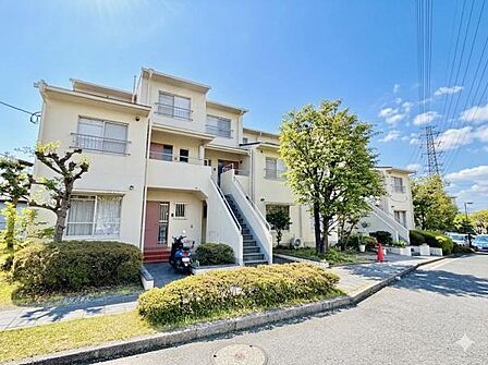 ご家族揃って建物と街並みをご覧いただけます。