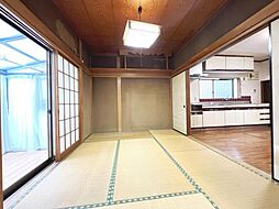 居間
