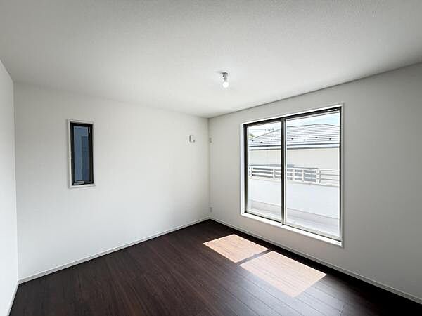 寝室を拡大表示