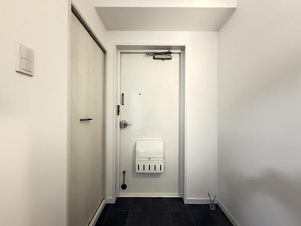 玄関を拡大表示