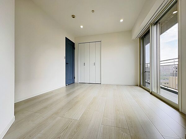 洋室を拡大表示